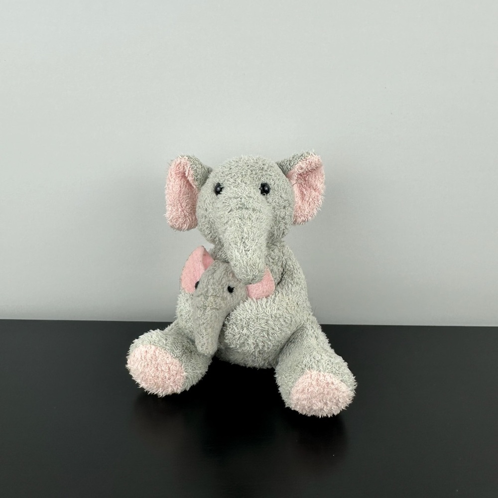 Russ Berrie Rare Luv Pets Mom Holding Baby Elephant 4” Gray Pink Plush Luv Pet